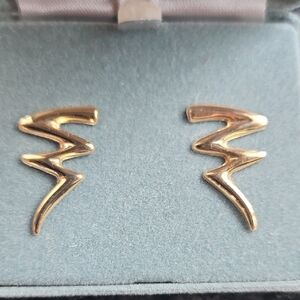 14k Gold Lighning Bolt Stud Earrings